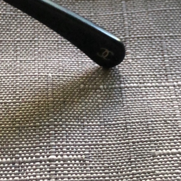 CHANEL Collection Perle Glasses w/ Case - Picture 7 of 8